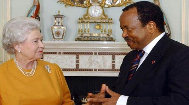 Président Paul Biya et Elizabeth II reine d'Angleterre